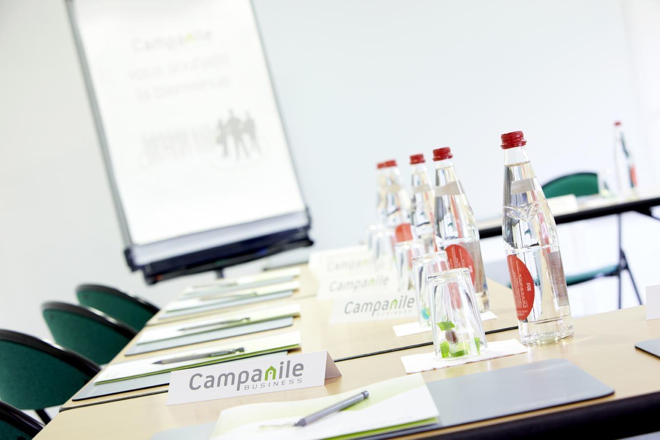 Campanile Saumur Zaplecze biznesowe zdjęcie